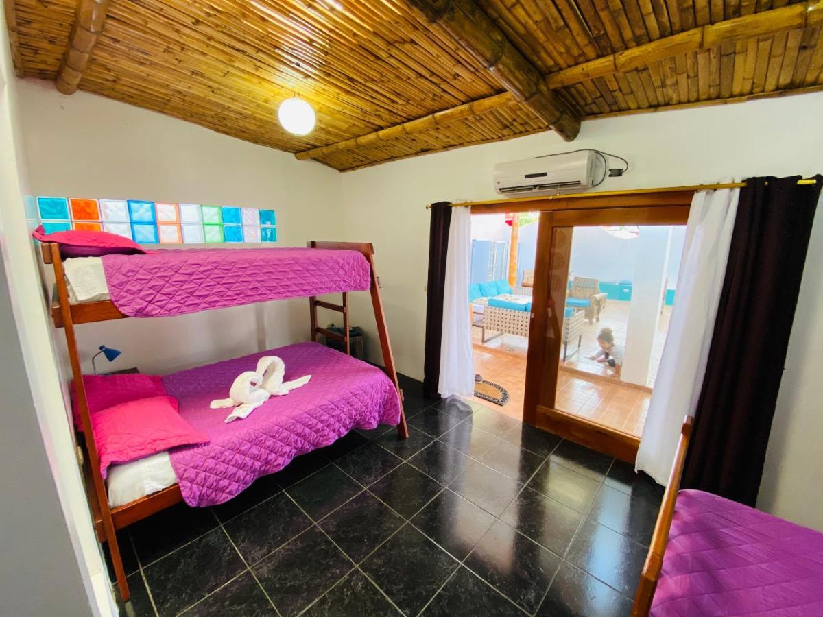 Zurisadai Hotel Puerto Ayora  Exterior photo